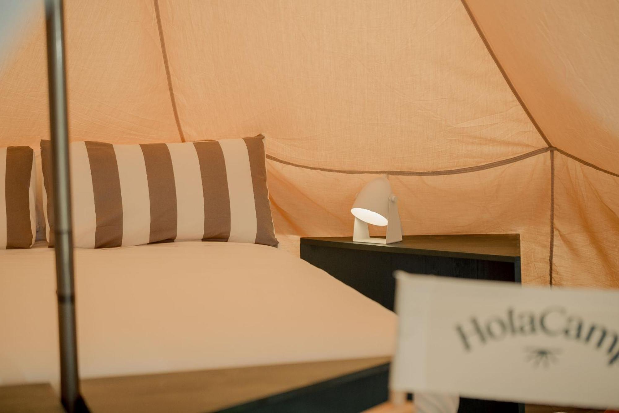 Hotel Holacamp Sitges Fun Exterior foto
